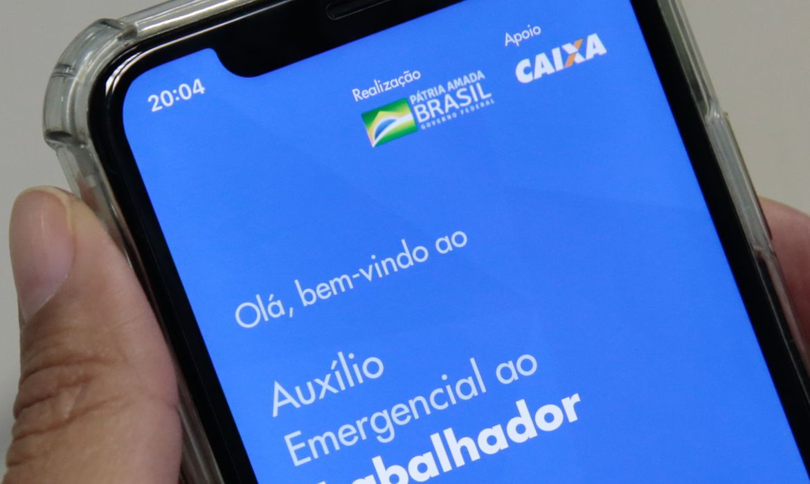 Caixa Federal e Banco do Brasil pagaram  hoje(09) o auxílio emergencial   para 2,5 milhões de pessoas