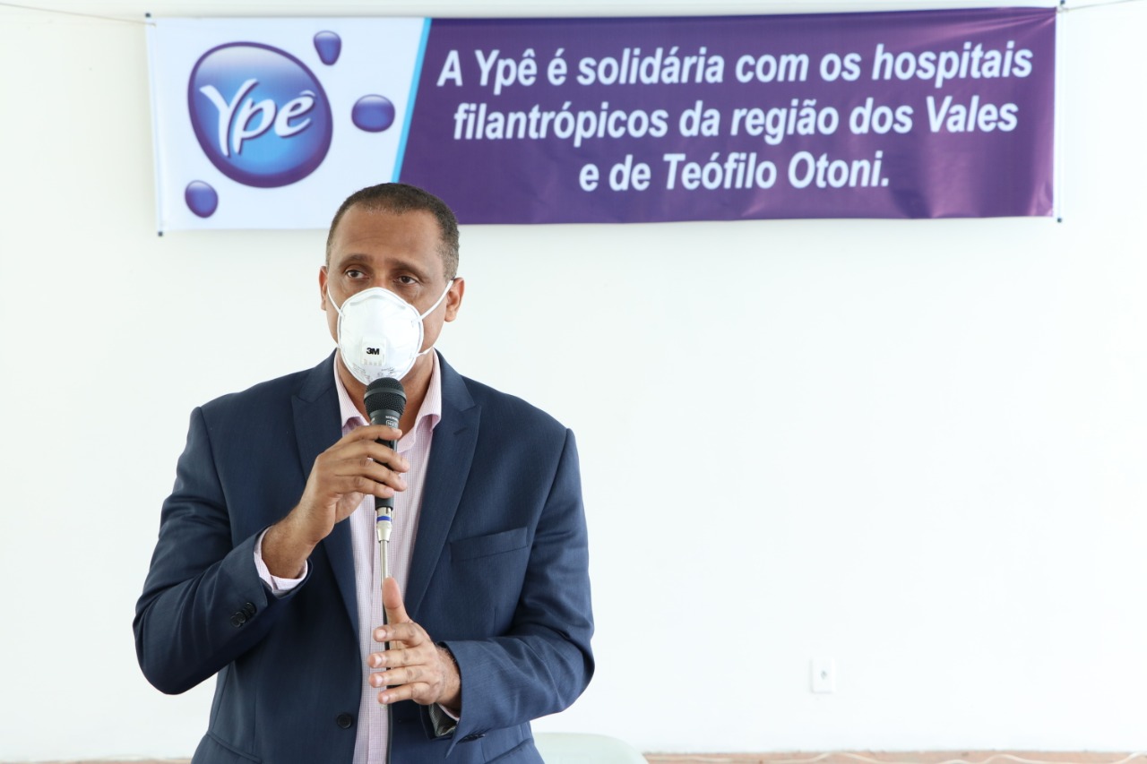 Deputado estadual Neilando Pimenta entrega 10 toneladas de álcool em gel para hospitais dos Vales e para o Samu de Teófilo Otoni