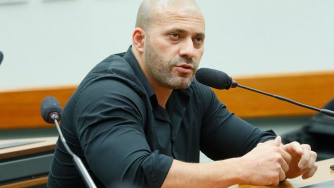 Alexandre de Moraes (STF) determina prisão do deputado Daniel Silveira