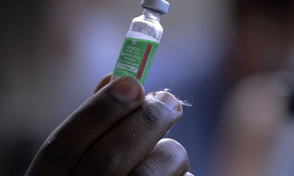 Brasil distribuiu mais de 100 milhões de vacinas contra covid-19