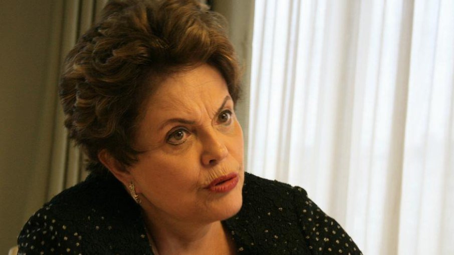 Apartamento da ex-presidente Dilma é arrombado