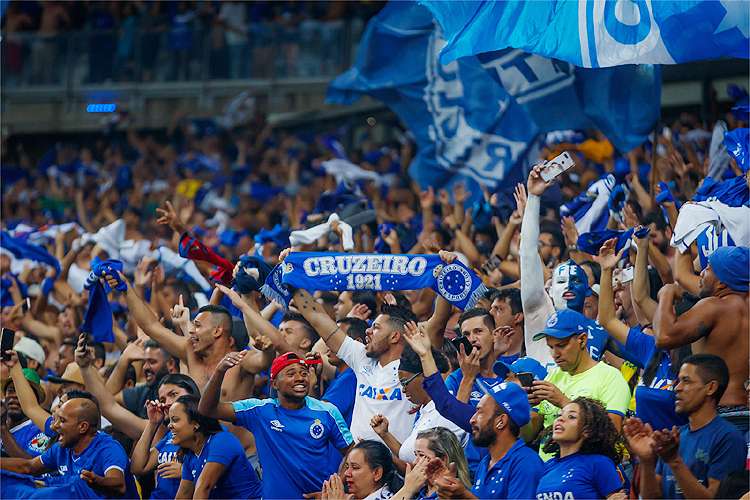 Torcida do Cruzeiro volta ao Mineirão, pela primeira vez em uma partida de Série B