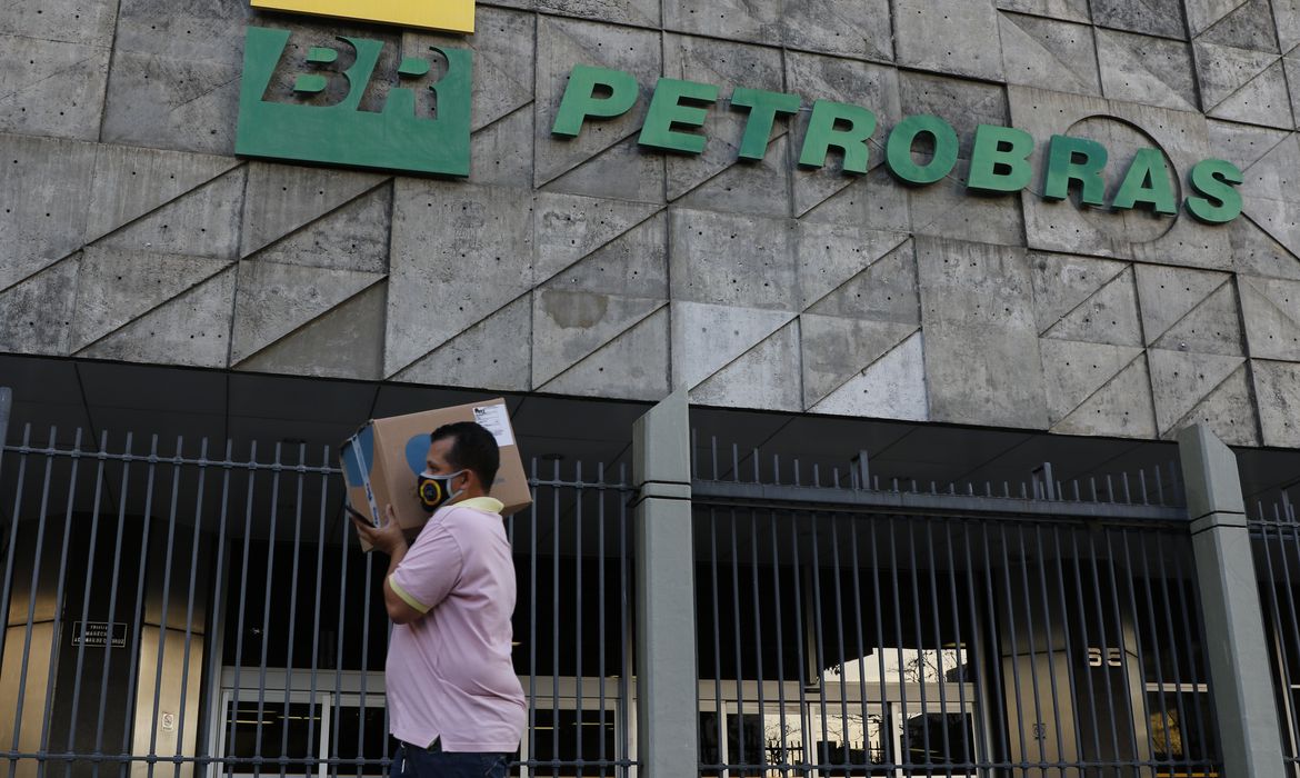 Petrobras nomeia Fernando Borges como presidente interino