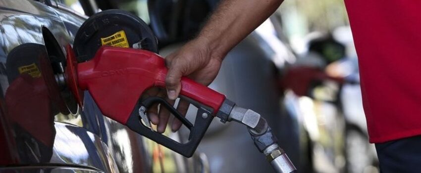 Governador Romeu Zema anuncia redução de imposto sobre gasolina, energia elétrica e internet