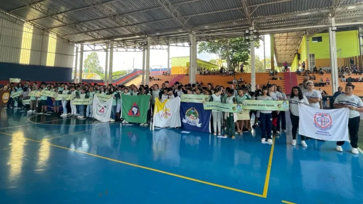 Prefeitura realiza cerimônia de abertura do JEB – Jogos Escolares de Brumadinho