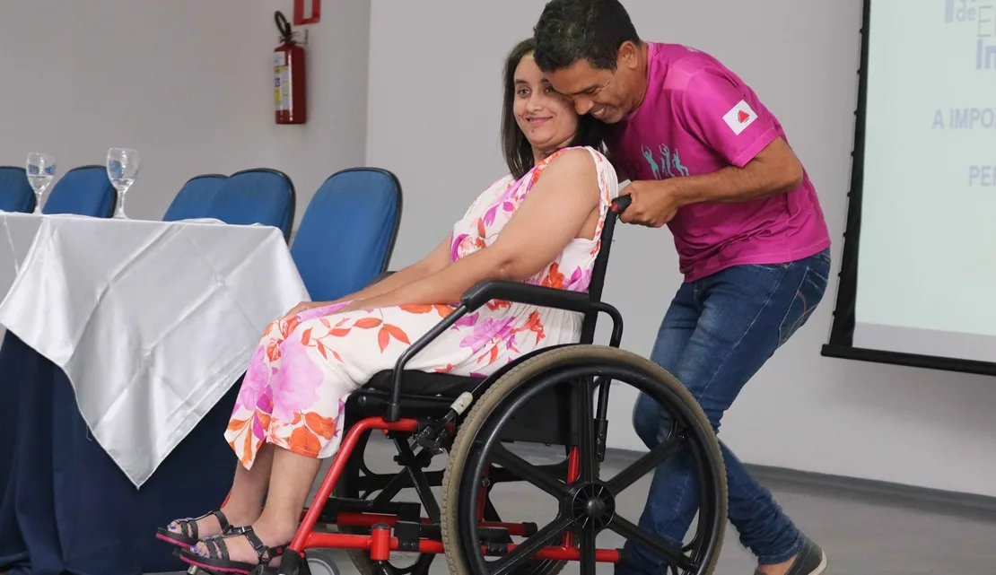 Minas promove educação inclusiva nas 47 regionais de ensino do estado