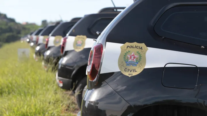 Governo de Minas entrega 48 novas viaturas da Polícia Civil e beneficia 33 municípios